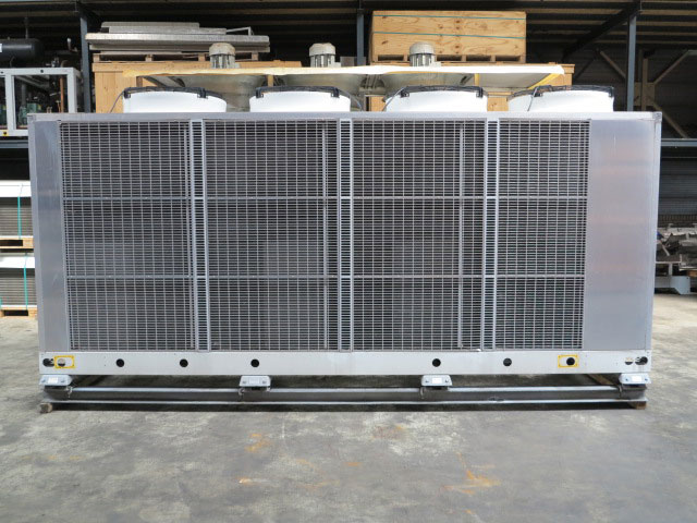 IMG_2520chiller119kW.jpg